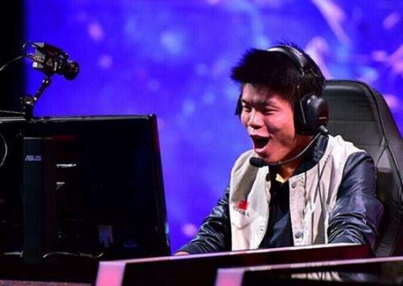 英雄联盟总决赛首日激战 iG意外出局